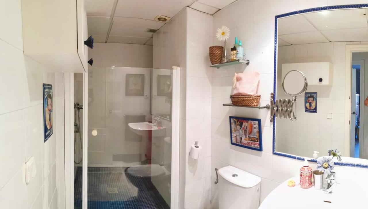 Habitacion Agradable Con Bano Individual セビリア エクステリア 写真